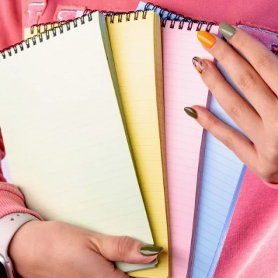 Dream Notes Üst Spiralli 4 Farklı Renk Çizgili A5 Defter Seti