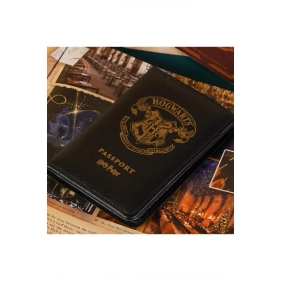 Hogwarts Pasaport Kılıfı Lisanslı Deri Hogwarts Pasaport Kılıfı Lisanslı Deri
