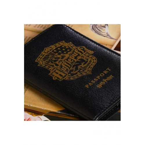 Hufflepuff Pasaport Kılıfı Lisanslı Deri Hufflepuff Pasaport Kılıfı Lisanslı Deri